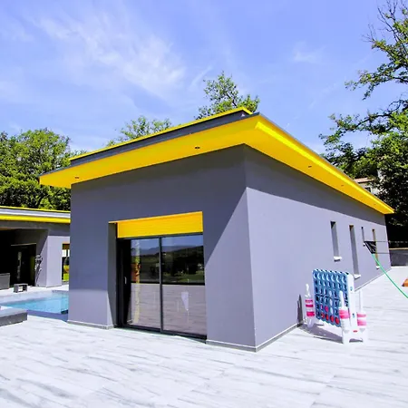 De Standing * 몽트보우셰르쉬르자브롱